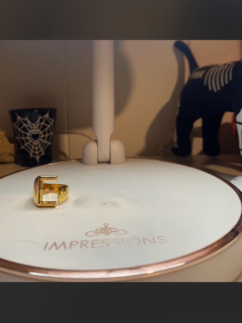 Gold ring - Picture 3 of 7